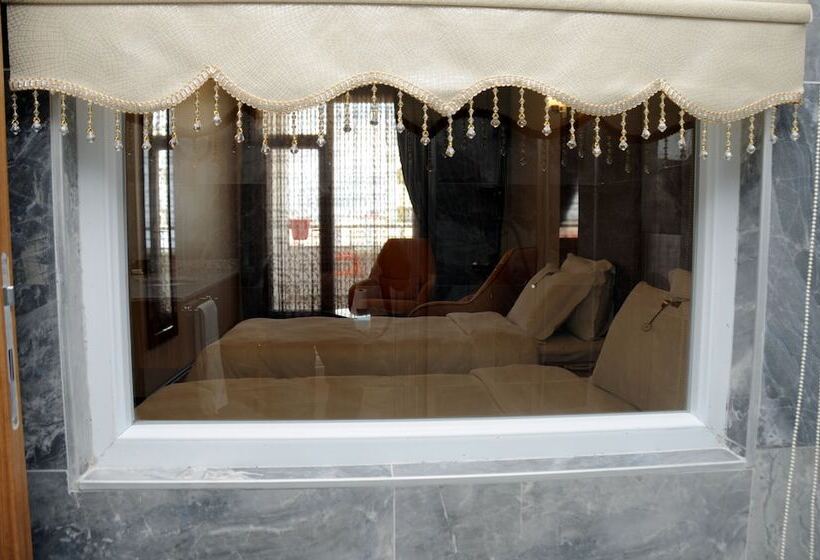 Номер Стандарт, Tehran Boutique