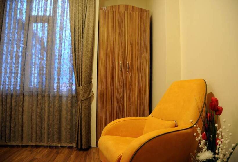 Номер Стандарт, Tehran Boutique