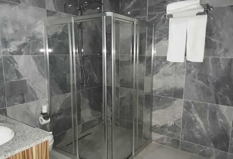 Номер Стандарт, Tehran Boutique