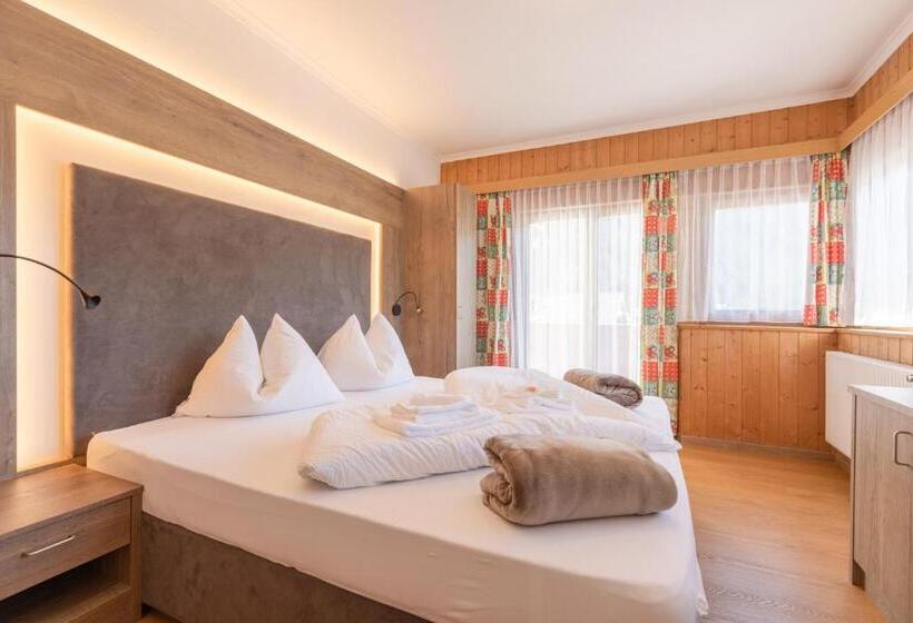 Номер Стандарт с Балконом, Tyrol