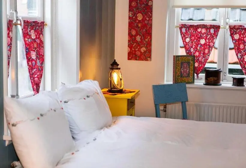 デラックスルーム, Bed And Breakfast De Pepersteeg