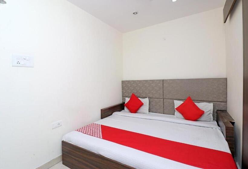 ベーシックルーム, Oyo 27977 Hotel Ashiyana