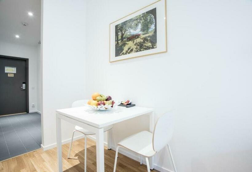 Студия Стандарт Двуспальная Кровать, Apartdirect Sundbyberg
