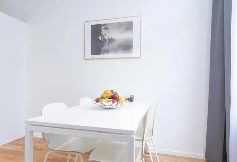 استودیوی سوپریور, Apartdirect Sundbyberg