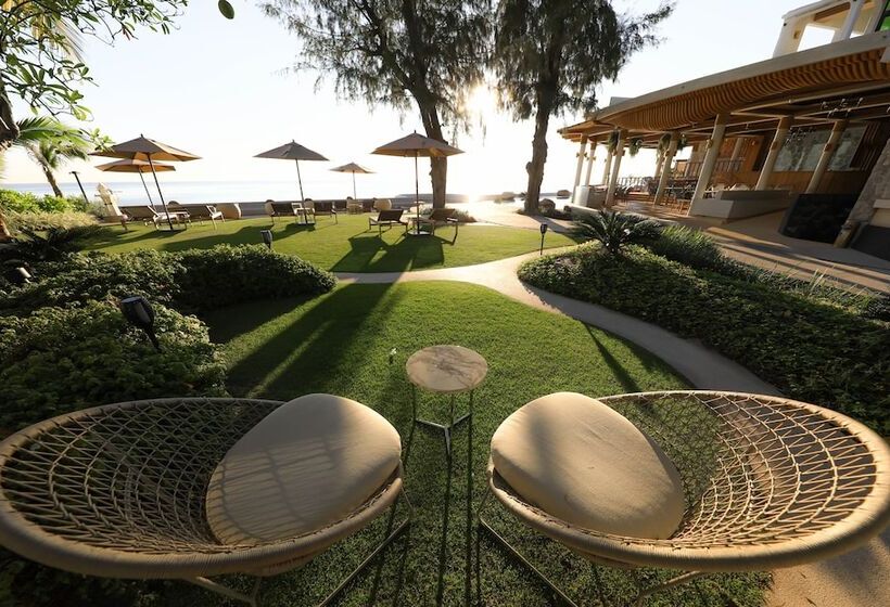 וילה עם חדר שינה אחד ובריכת שחיה, Kundala Beach Resort Hua Hin