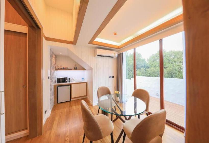 סוויטה נשיאותית, Kundala Beach Resort Hua Hin