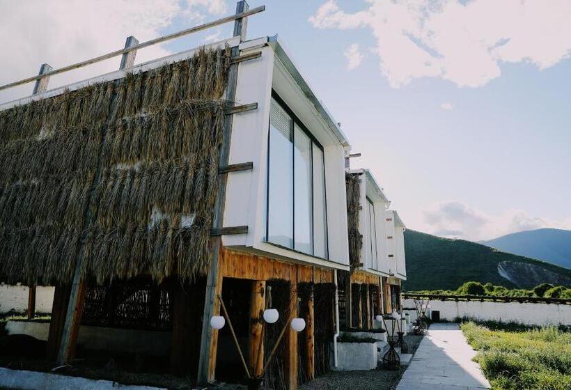 Стандартный Номер Кровать Кинг, Shangri La Salloi Rustic Luxury