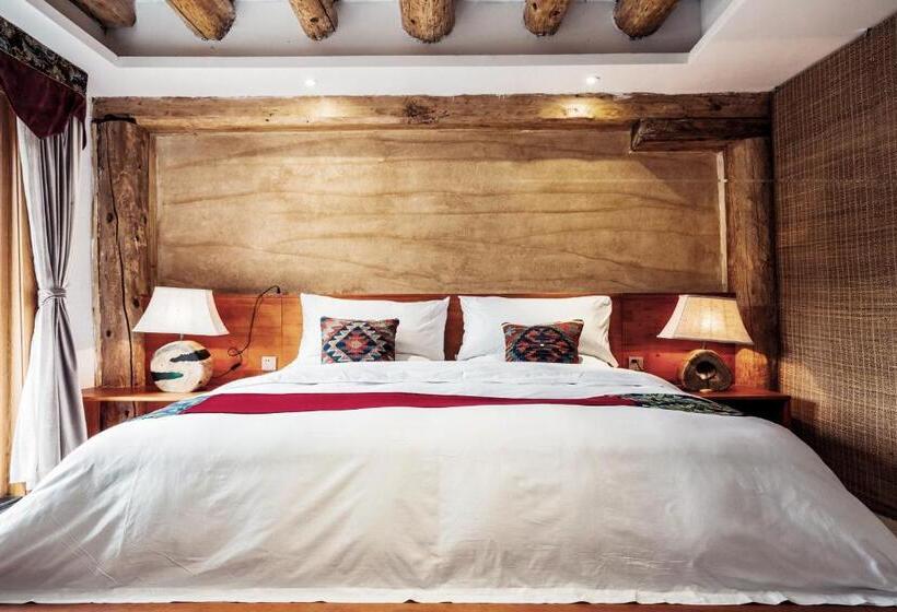 Номер Стандартный Кровать Куин, Shangri La Salloi Rustic Luxury