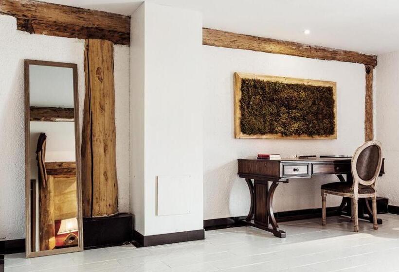 Номер Стандарт Вид на Горы, Shangri La Salloi Rustic Luxury