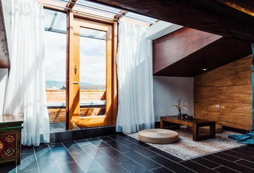 Люкс Deluxe Вид на Горы, Shangri La Salloi Rustic Luxury