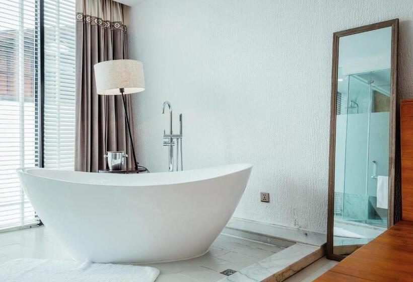 Стандартный Номер Кровать Кинг, Shangri La Salloi Rustic Luxury