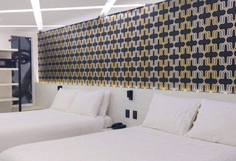 Номер Deluxe, The Andy