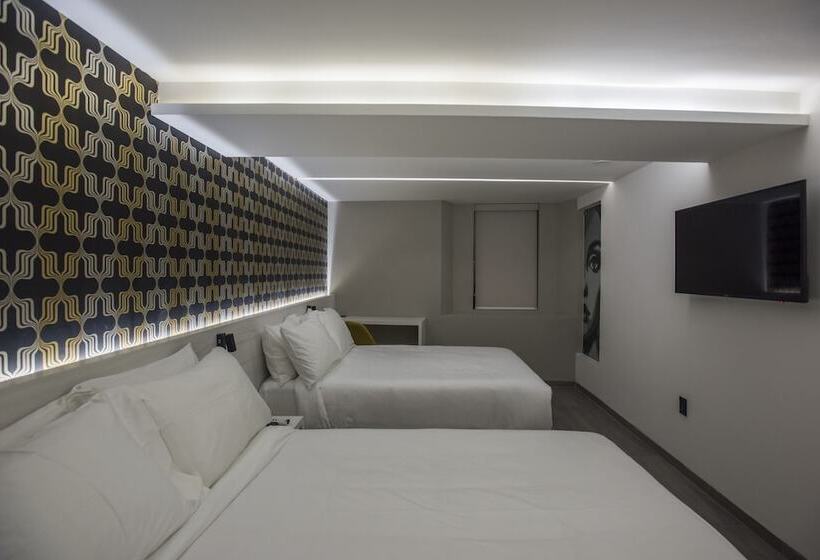 Номер Deluxe, The Andy