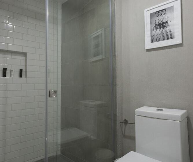 Полулюкс, The Andy