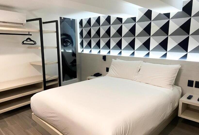 Номер Superior, The Andy