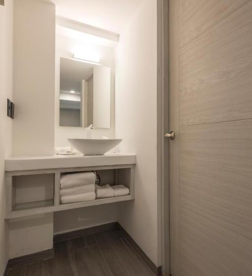 Номер Deluxe, The Andy