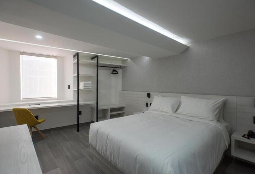 Номер Deluxe, The Andy