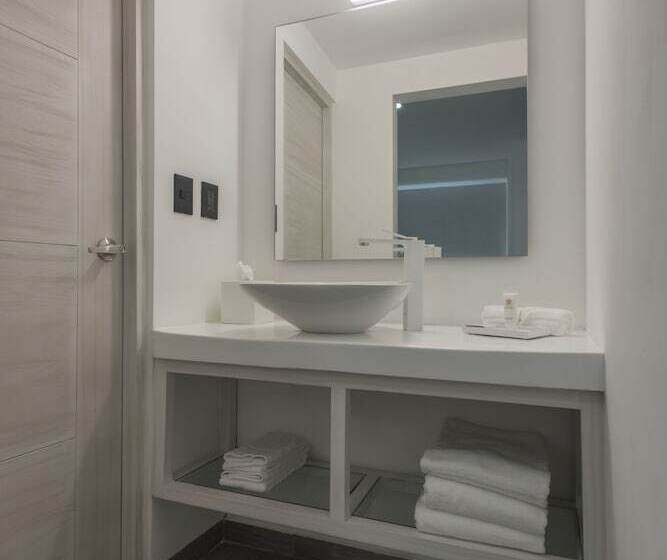 Номер Deluxe, The Andy