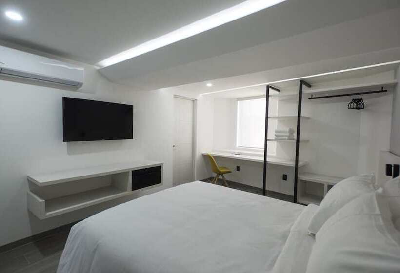 Номер Deluxe, The Andy