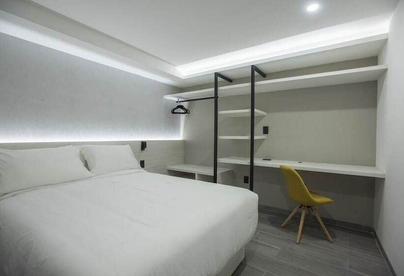 Номер Deluxe, The Andy