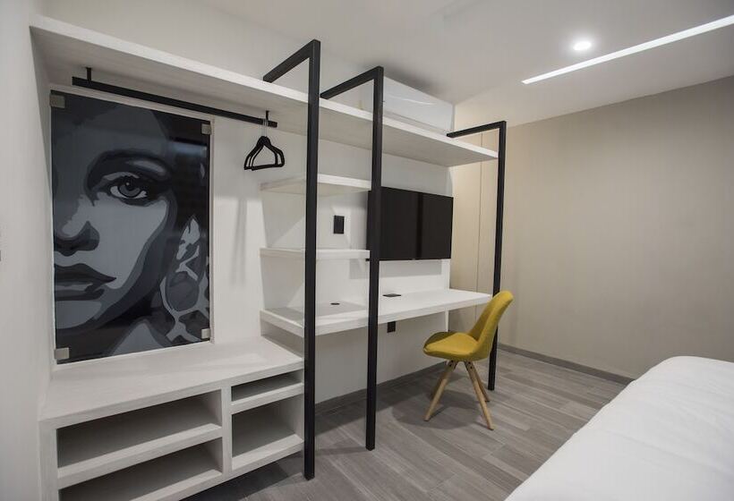 Номер Deluxe, The Andy