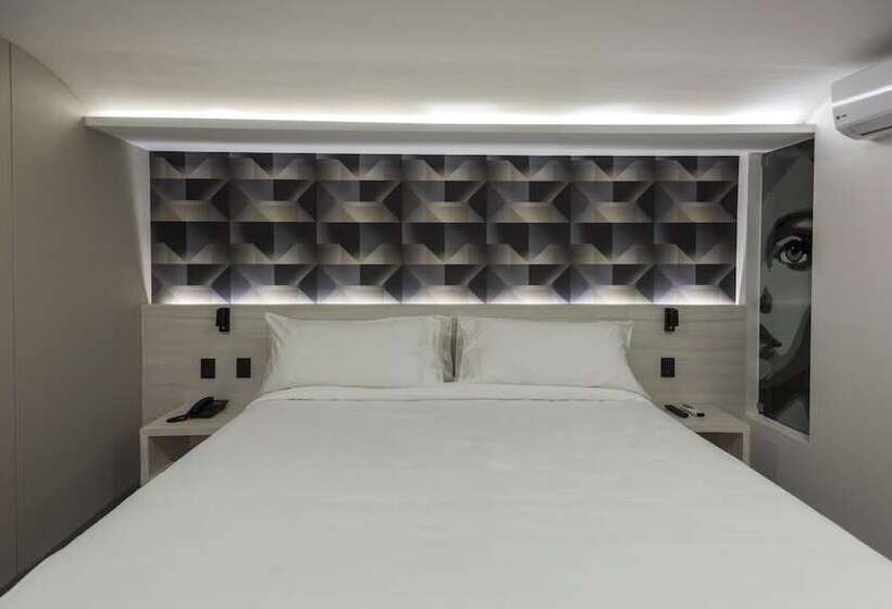 Номер Superior, The Andy