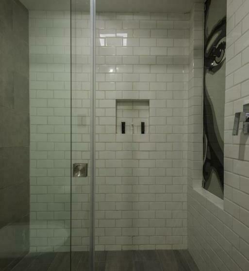 Номер Deluxe, The Andy