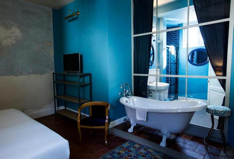 اتاق لوکس, Oltrarno Splendid