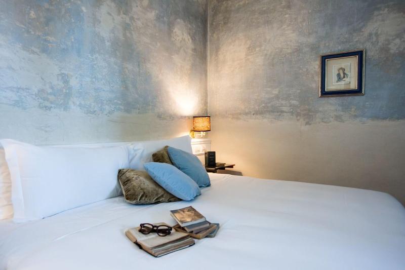 اتاق لوکس با تخت بزرگ, Oltrarno Splendid