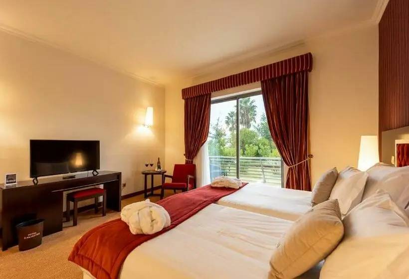 プールの見えるデラックスルーム, Palacio Sao Silvestreboutique