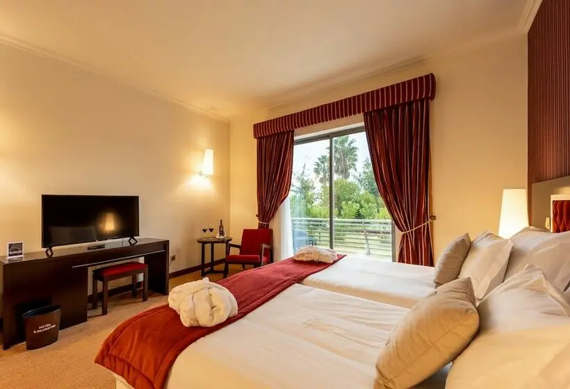 プールの見えるデラックスルーム, Palacio Sao Silvestreboutique