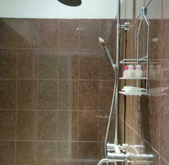 اتاق استاندارد با تخت بزرگ, Sunshine View Hotel And Restaurant