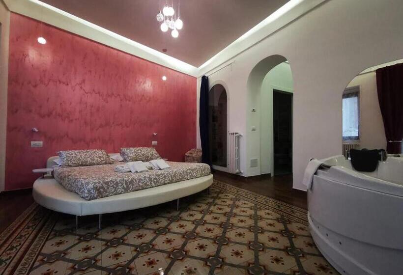 스위트 킹사이즈 침대, Suiteinncentro Dimora Storica