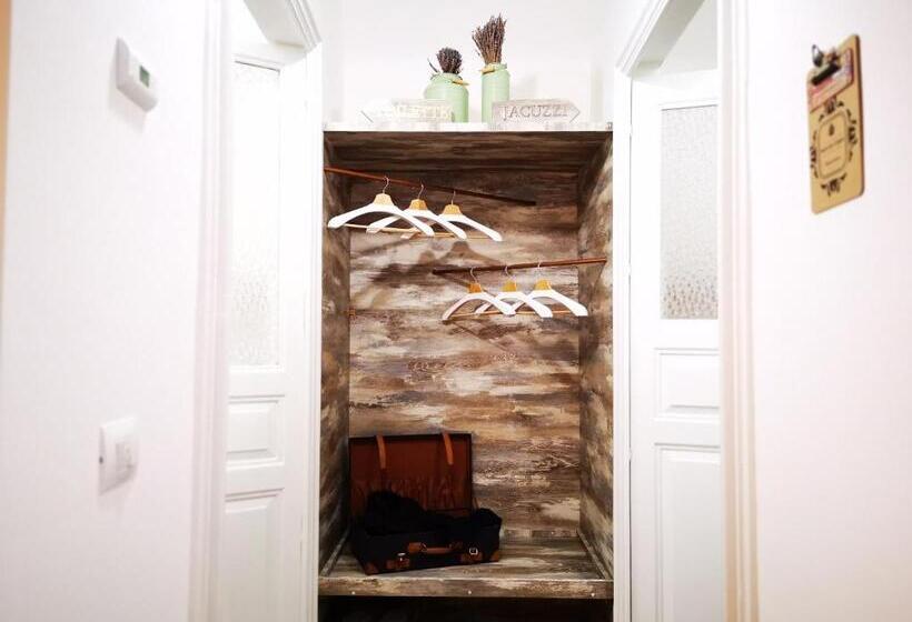 스탠다드 자쿠지 룸, Suiteinncentro Dimora Storica