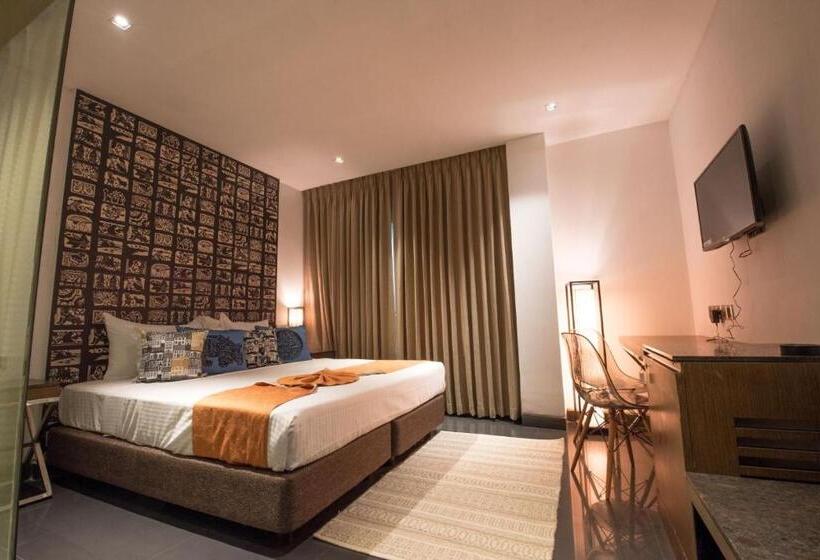 Quarto standard, Gallery 67