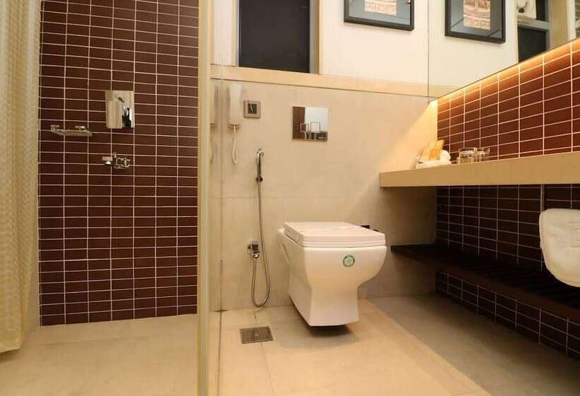 Quarto superior, Gallery 67