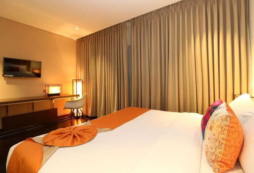 Quarto superior, Gallery 67