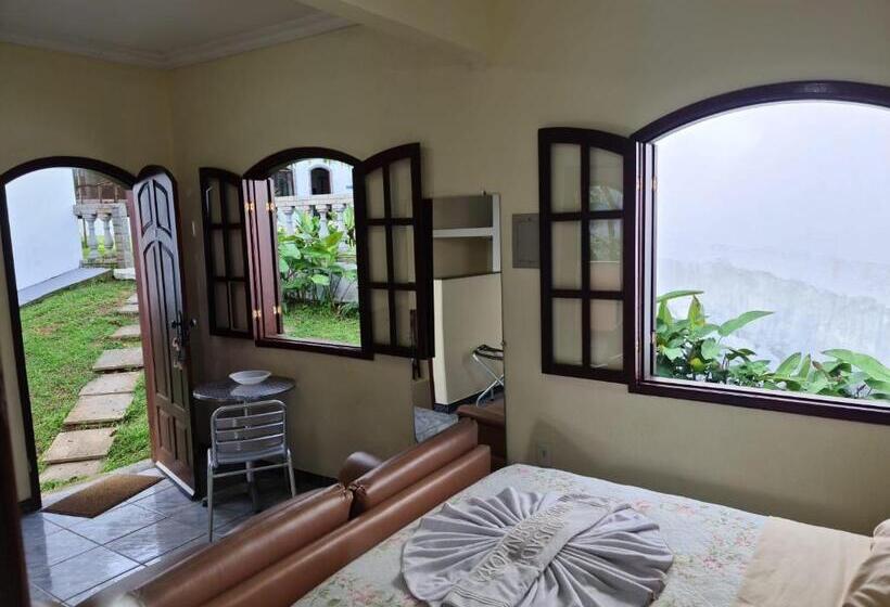 带阳台的三人标准间, Pousada Nossa Senhora