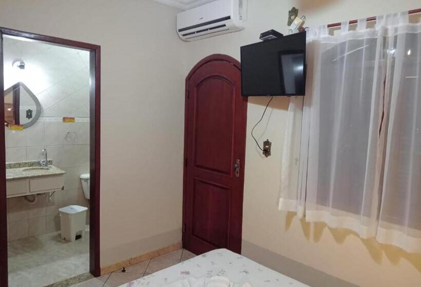 带阳台标准四人间, Pousada Nossa Senhora