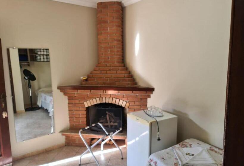 家庭间, Pousada Nossa Senhora