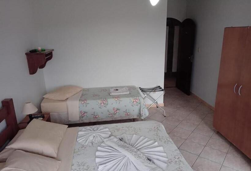 基本三人间, Pousada Nossa Senhora