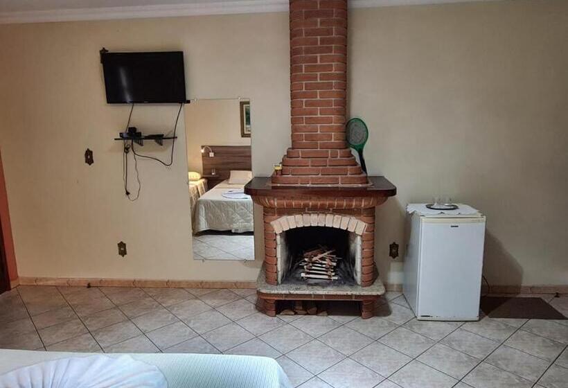 标准三人间, Pousada Nossa Senhora