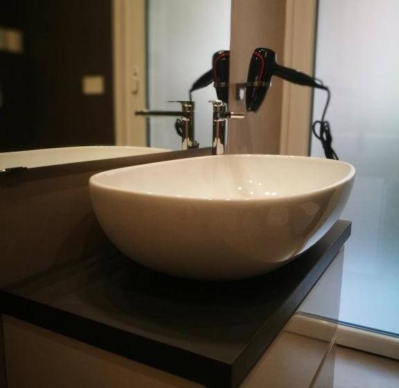 Chambre Standard, Parma Room Station