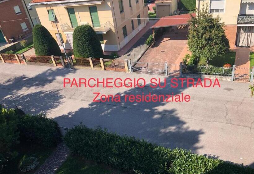 חדר סטנדרט, Viamilano25