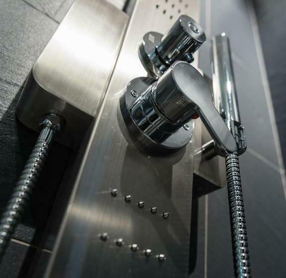 إستوديو قياسى مطل على البحر, Agrilea