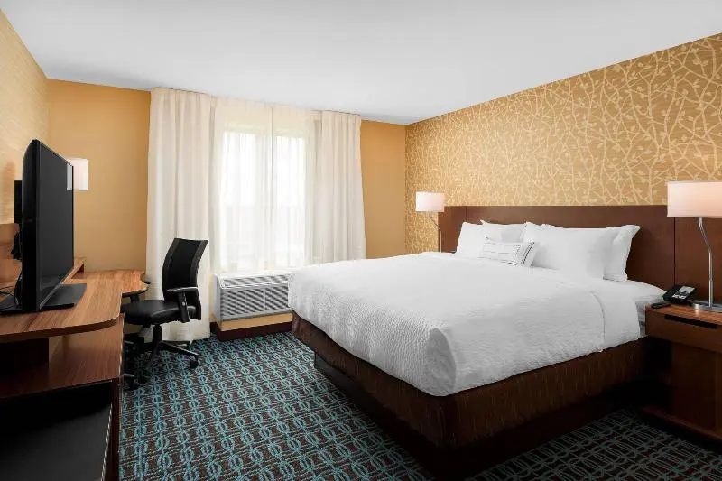 キングサイズベッドのスタンダードルーム, Fairfield Inn & Suites By Marriott Memphis Marion, Ar