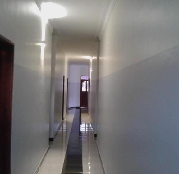 اتاق استاندارد یک نفره, Freedom Guest House