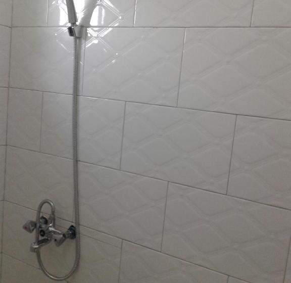 اتاق استاندارد یک نفره, Freedom Guest House