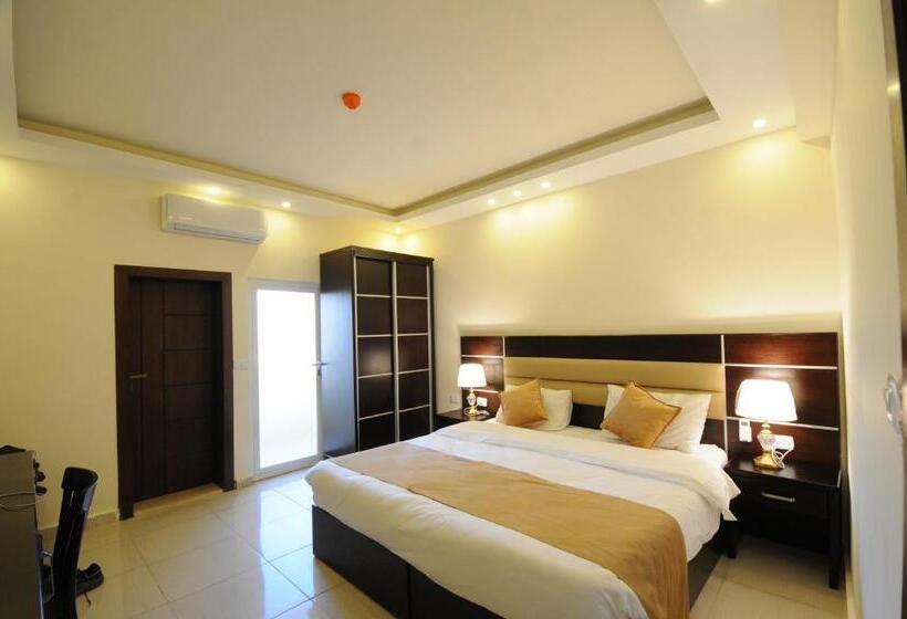 اتاق لوکس, Shaqilath