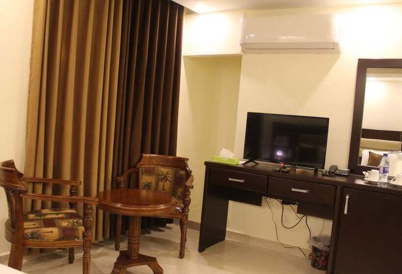 اتاق لوکس, Shaqilath